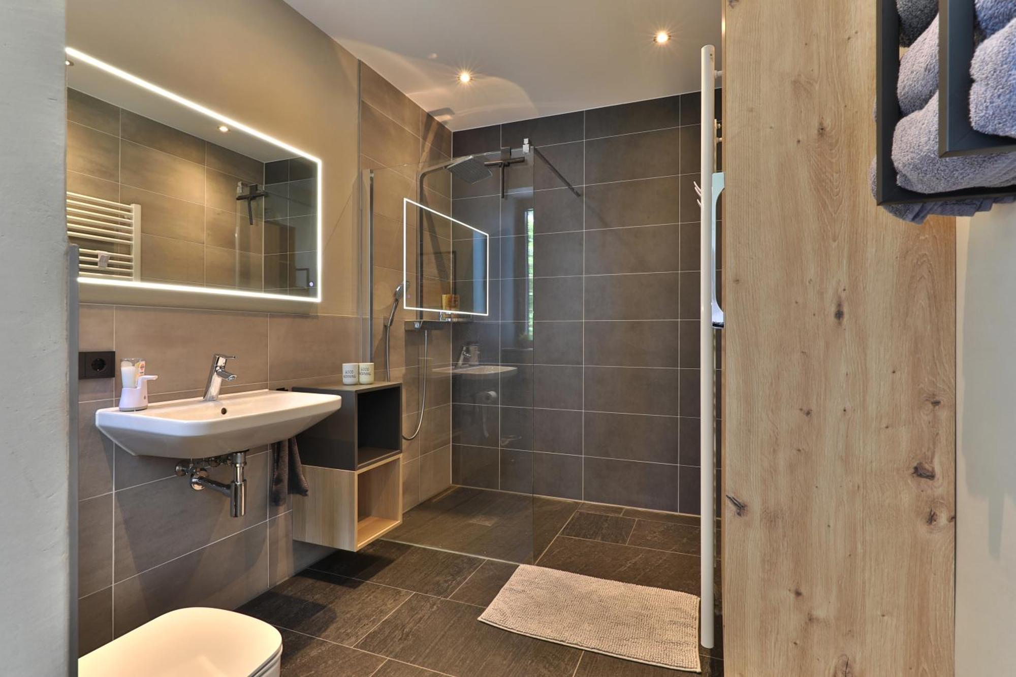 Moderne Studio-Wohnung Gersthofen Eksteriør billede